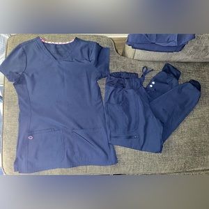 Women’s heart and soul Navy scrub set FINAL OFFER